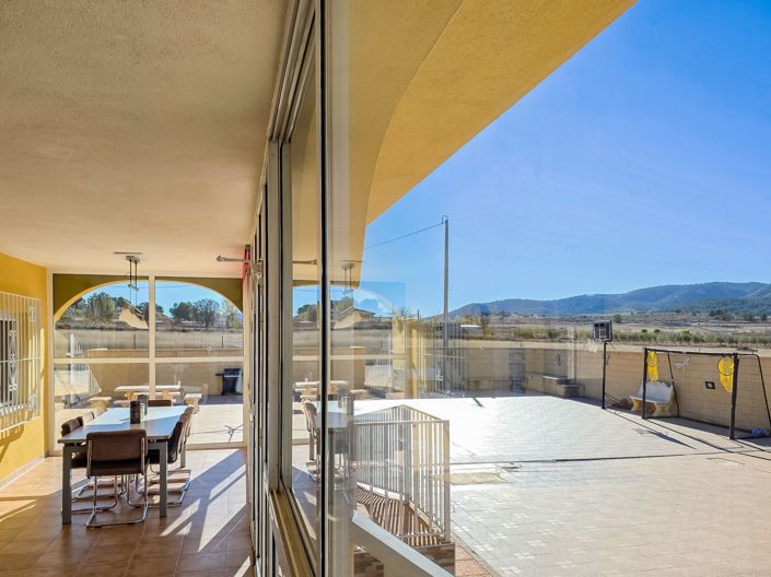 Image No.18-4 Bed Villa for sale