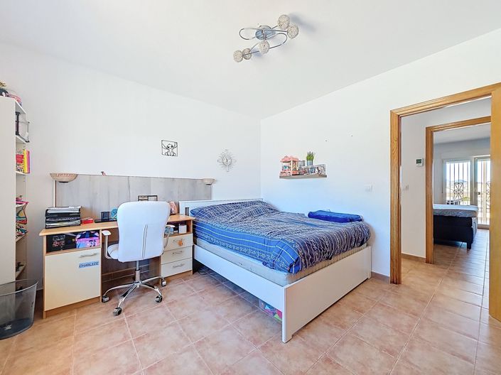 Image No.29-4 Bed Villa for sale