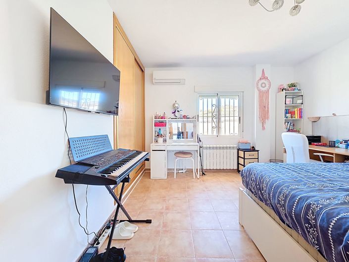 Image No.30-4 Bed Villa for sale