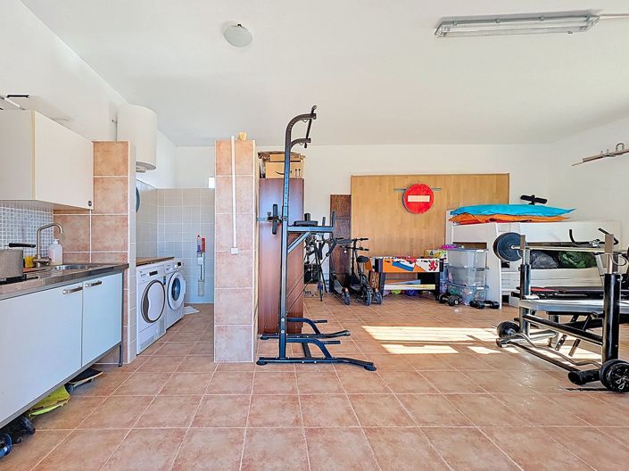 Image No.37-4 Bed Villa for sale