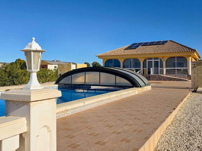 Image No.48-4 Bed Villa for sale