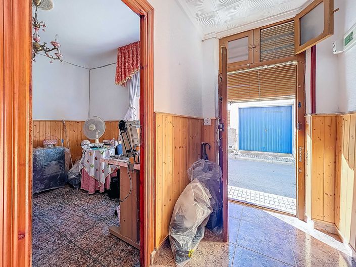 Image No.14-3 Bed Townhouse for sale