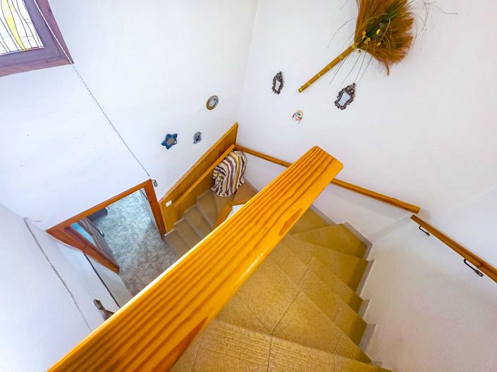 Image No.17-3 Bed Townhouse for sale