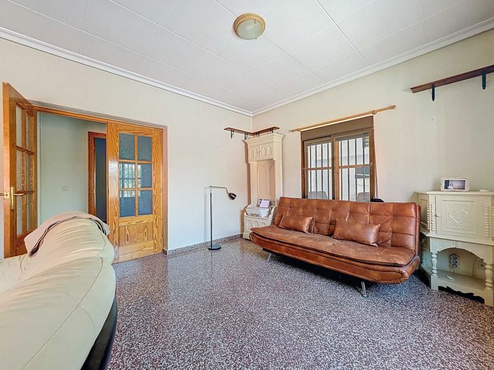 Image No.11-5 Bed Country House for sale