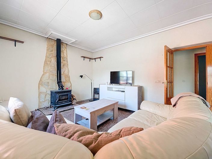 Image No.12-5 Bed Country House for sale