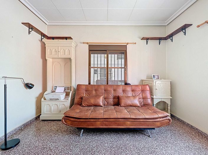 Image No.16-5 Bed Country House for sale