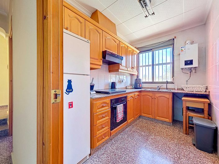 Image No.17-5 Bed Country House for sale