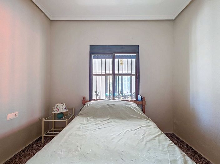 Image No.37-5 Bed Country House for sale