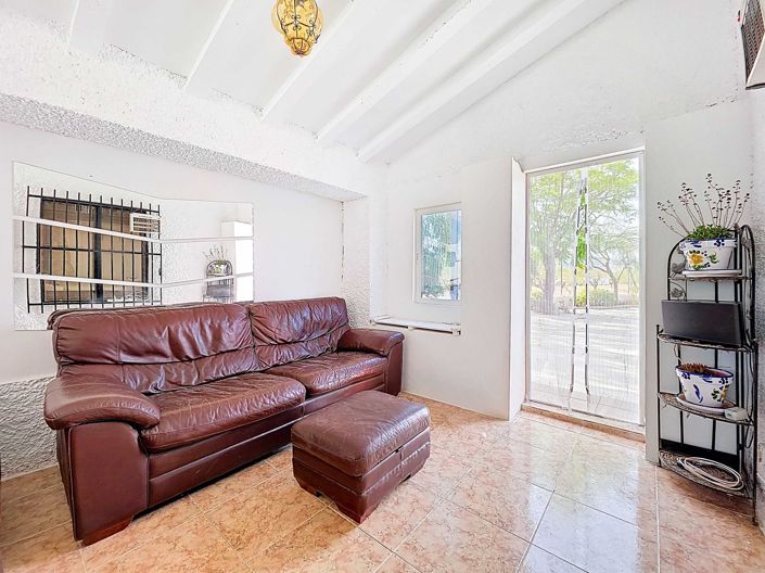 Image No.4-5 Bed Country House for sale