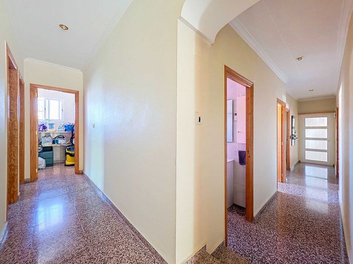 Image No.9-5 Bed Country House for sale