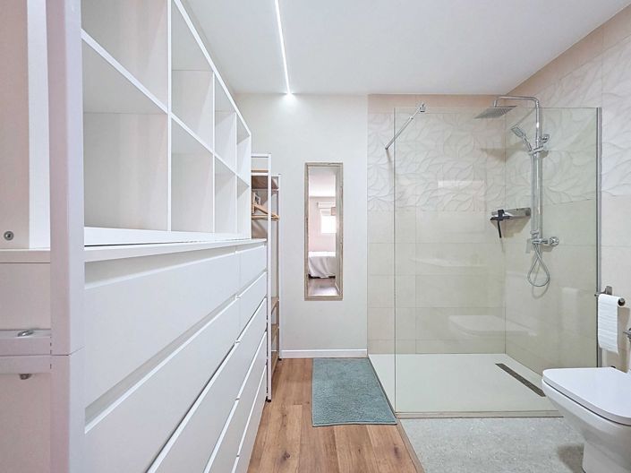 Image No.19-3 Bed Townhouse for sale