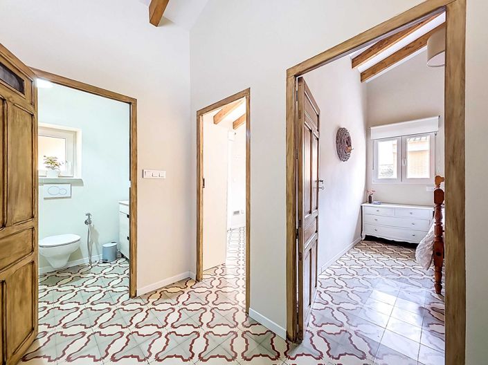 Image No.25-3 Bed Townhouse for sale