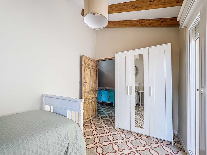 Image No.32-3 Bed Townhouse for sale