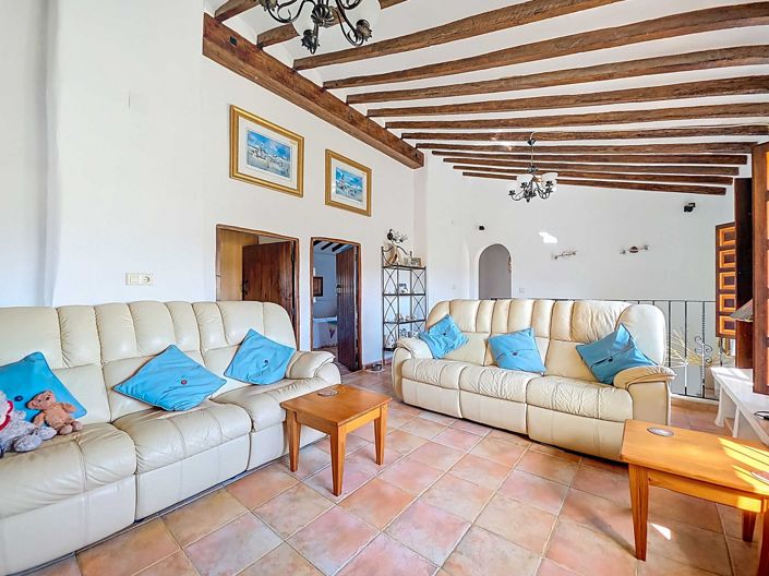 Image No.27-6 Bed Country House for sale