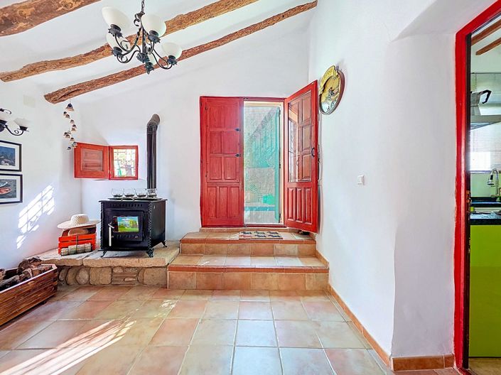 Image No.4-6 Bed Country House for sale