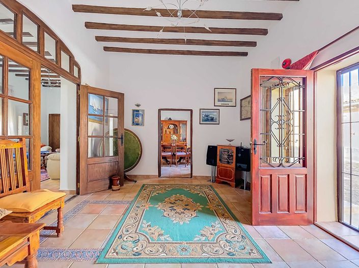 Image No.6-6 Bed Country House for sale