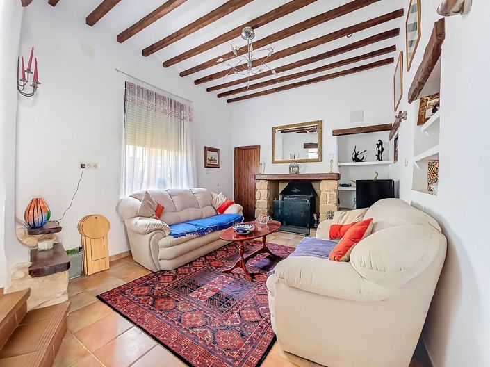 Image No.9-6 Bed Country House for sale