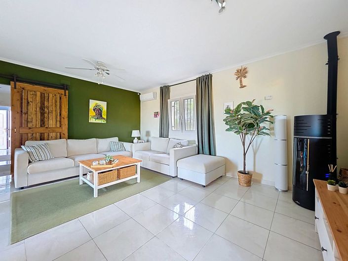 Image No.5-3 Bed Villa for sale