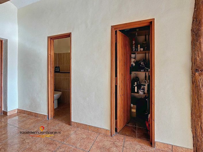 Image No.25-4 Bed Townhouse for sale