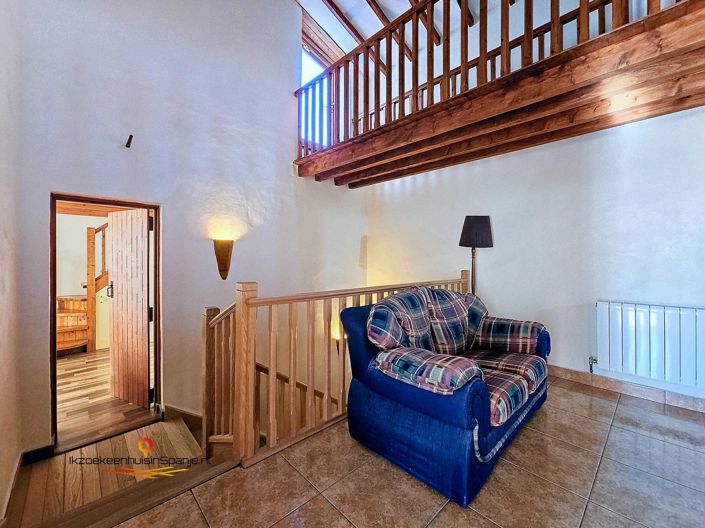 Image No.33-4 Bed Townhouse for sale