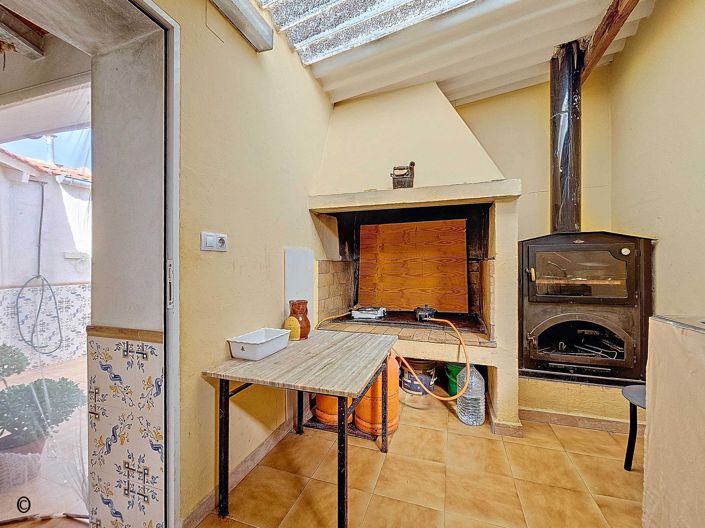 Image No.33-3 Bed Townhouse for sale