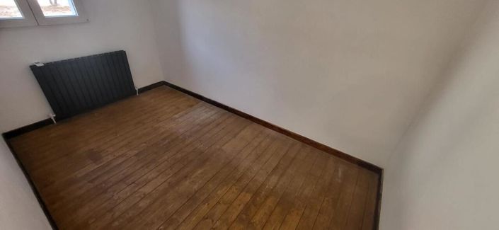 Image No.32-Maison de campagne de 7 chambres à vendre à Raspay