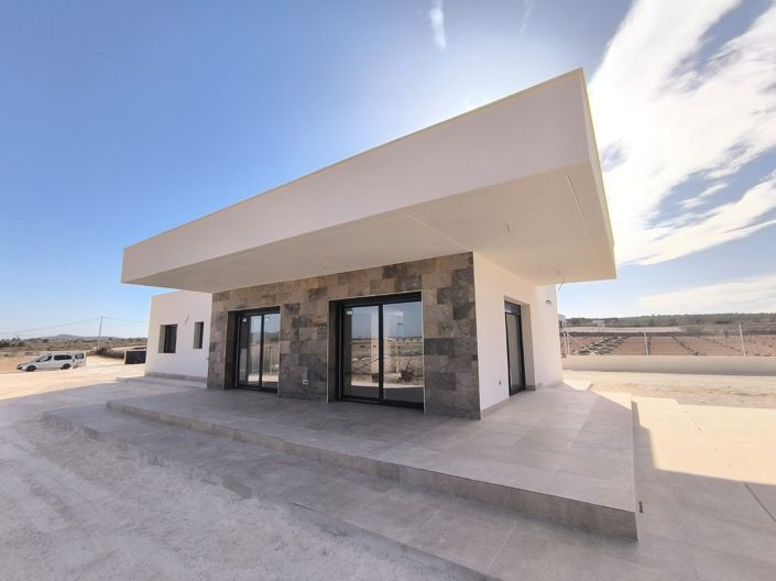 Image No.3-3 Bed Villa for sale