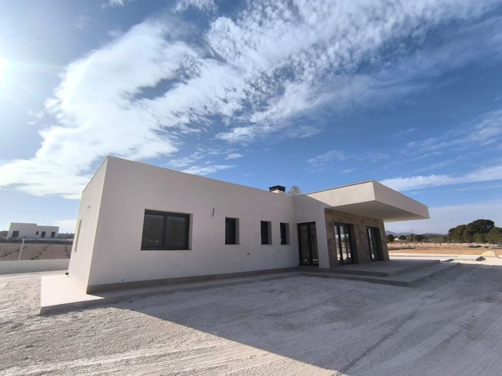 Image No.8-3 Bed Villa for sale