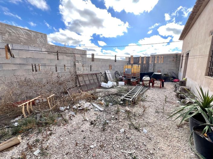 Image No.34-Maison de campagne de 4 chambres à vendre à Pinoso