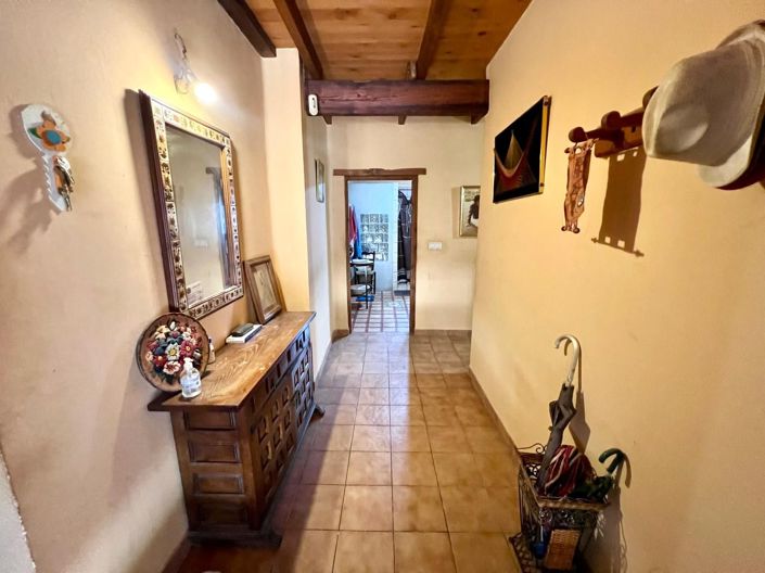 Image No.8-4 Bed Country House for sale