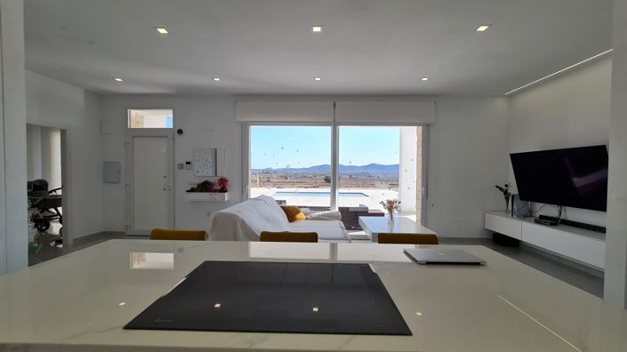 Image No.5-3 Bed Villa for sale