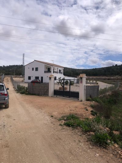 Image No.16-5 Bed Villa for sale