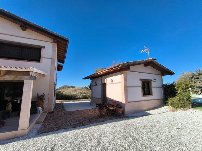 Image No.40-4 Bed Villa for sale