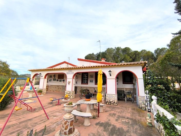 Image No.2-Villa de 3 chambres à vendre à Yecla