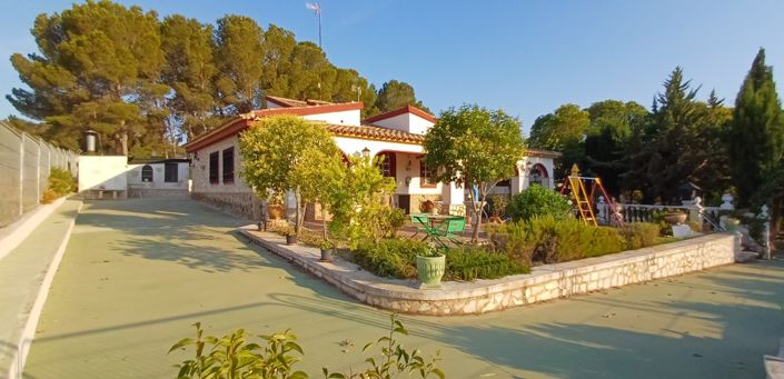 Image No.3-3 Bed Villa for sale