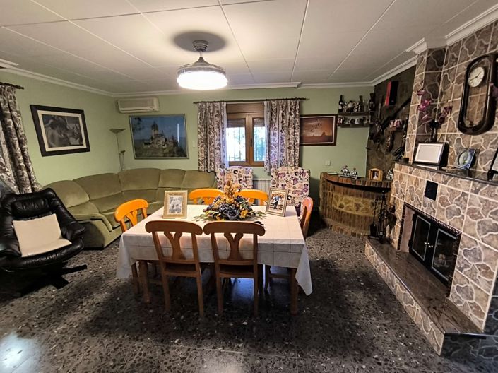 Image No.8-Villa de 3 chambres à vendre à Yecla