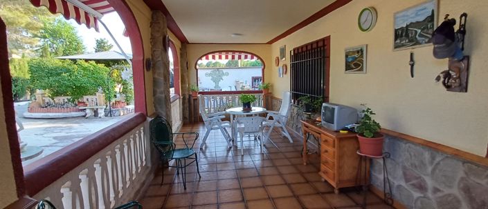 Image No.9-3 Bed Villa for sale