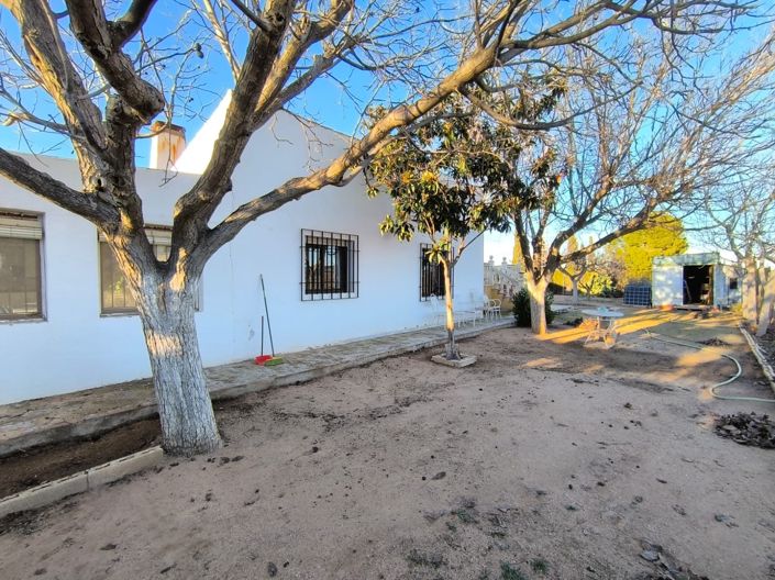 Image No.2-5 Bed Country House for sale