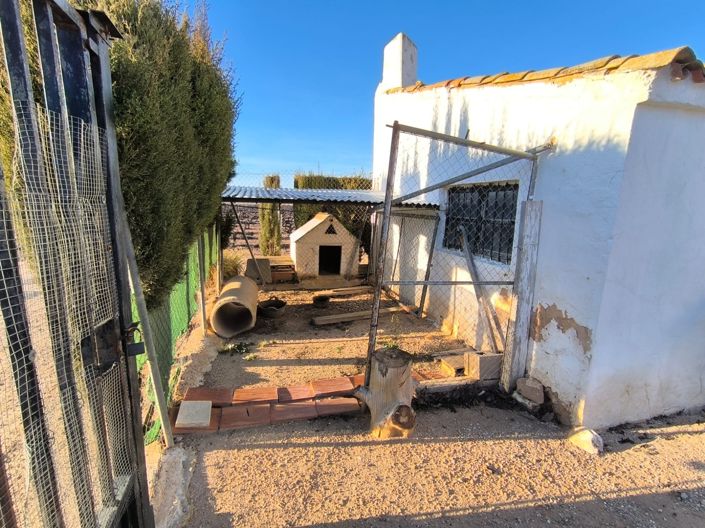 Image No.22-5 Bed Country House for sale