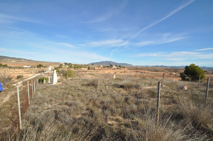 Image No.24-4 Bed Country House for sale