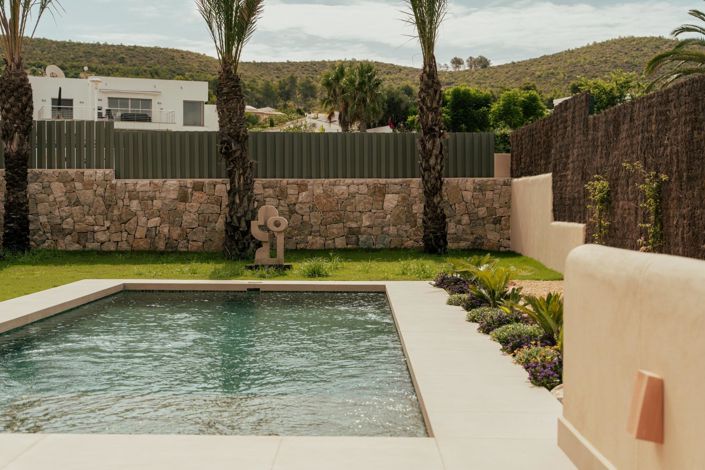 Image No.2-3 Bed Villa for sale