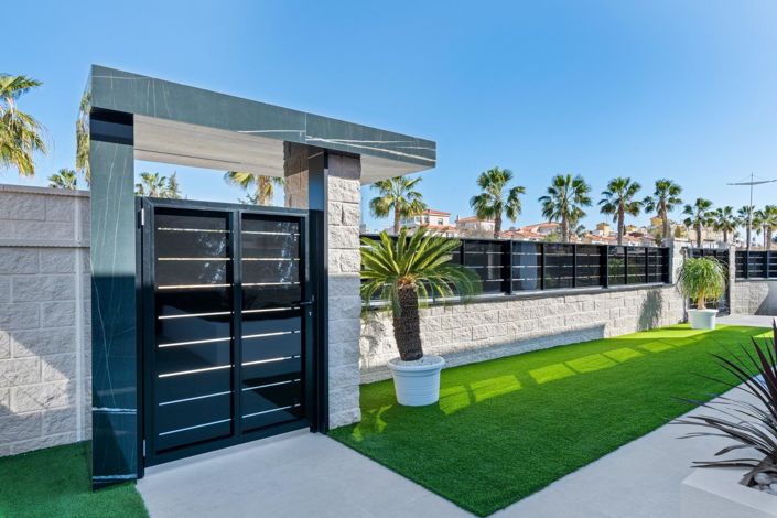 Image No.43-3 Bed Villa for sale