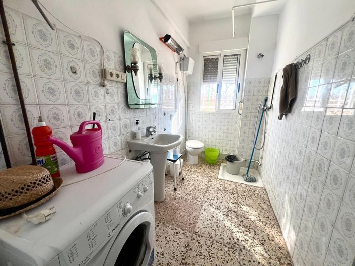 Image No.12-3 Bed Country House for sale