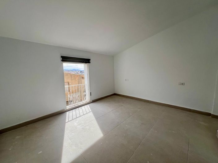 Image No.32-Maison de ville de 3 chambres à vendre à Pinoso