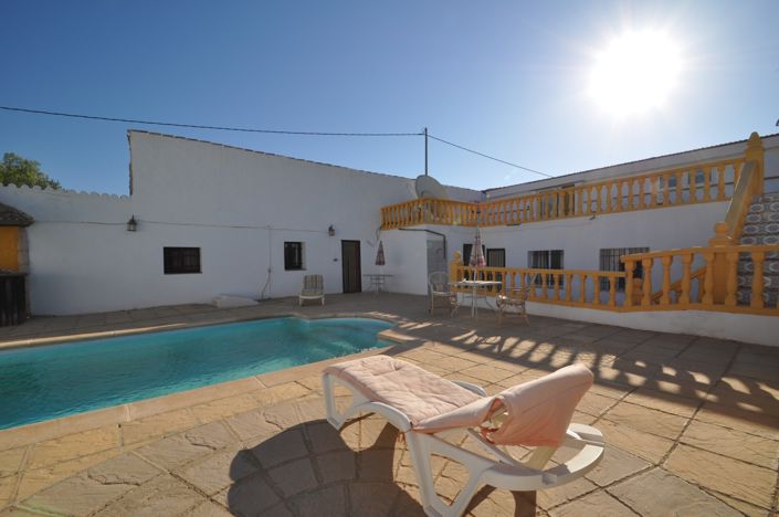 Image No.33-Maison de campagne de 8 chambres à vendre à Pinoso