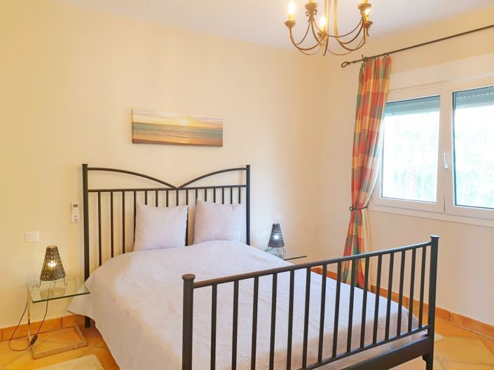 Image No.15-4 Bed Villa for sale