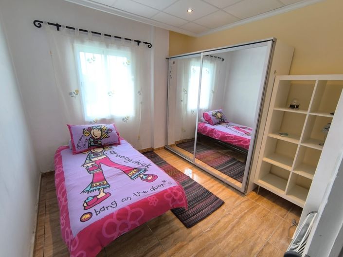 Image No.12-4 Bed Villa for sale