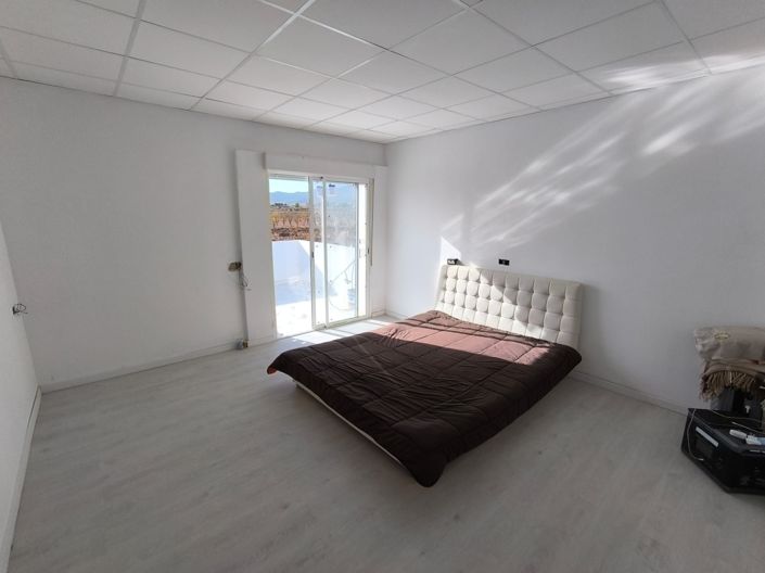 Image No.13-Villa de 4 chambres à vendre à Pinoso