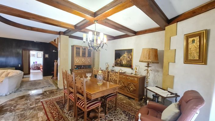 Image No.3-4 Bed Townhouse for sale