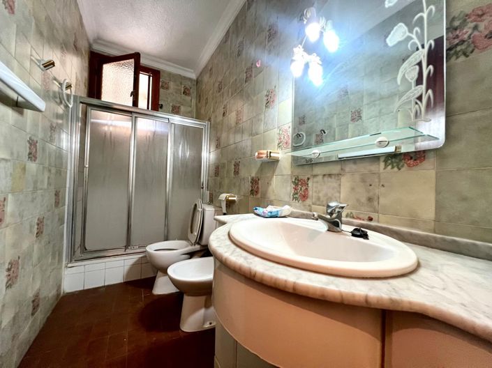 Image No.7-3 Bed Townhouse for sale